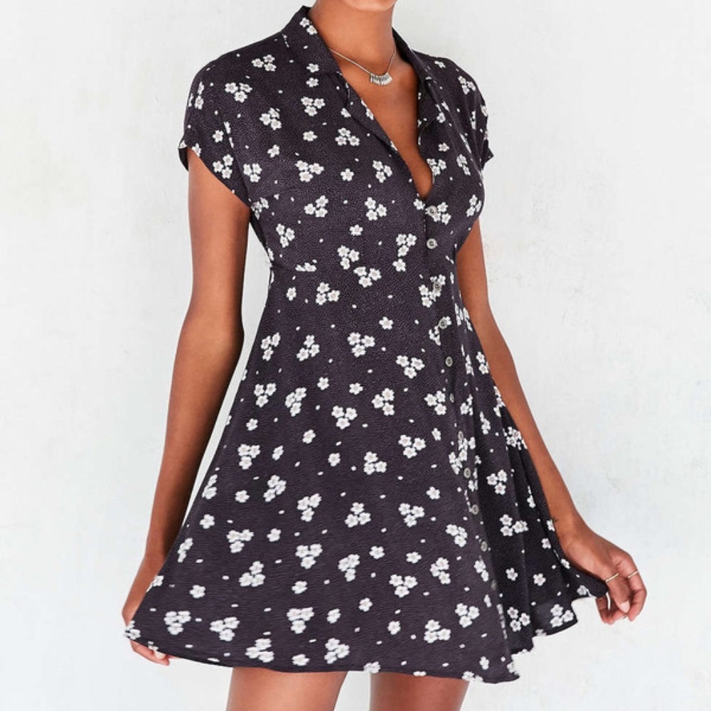 Kimchi Blue Lucy Floral Printed Shirt Dress
